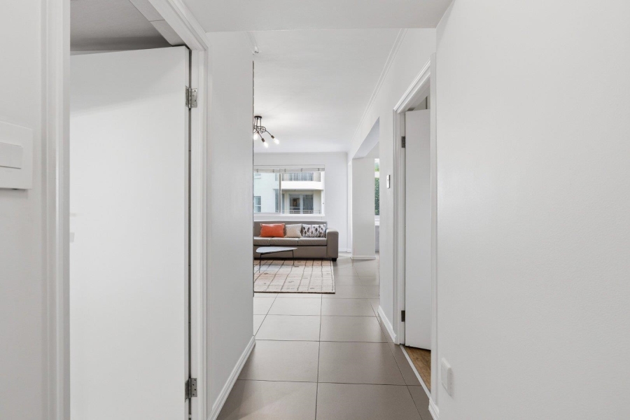 1 Bedroom Property for Sale in Mouille Point Western Cape
